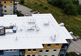 Jaka farba do gontu bitumicznego? Którą wybrać?