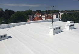 Hydroizolace střech – přehled účinných a odolných řešení
