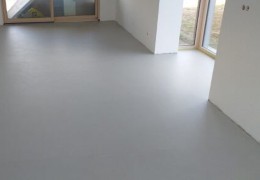 How to choose a microcement varnish to effectively protect the surface?