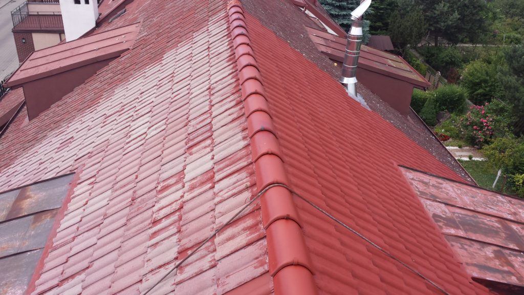 dachowka czerwony tlenkowy 01 w trakcie
